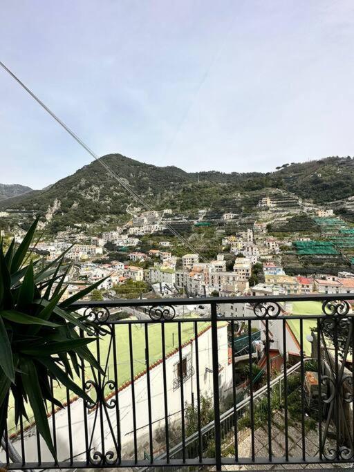 Casa Vacanza La Peonia Minori Exterior foto